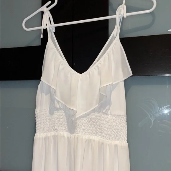 White Ruffled High-Low Spaghetti Strap Dress - Picture 4 of 8